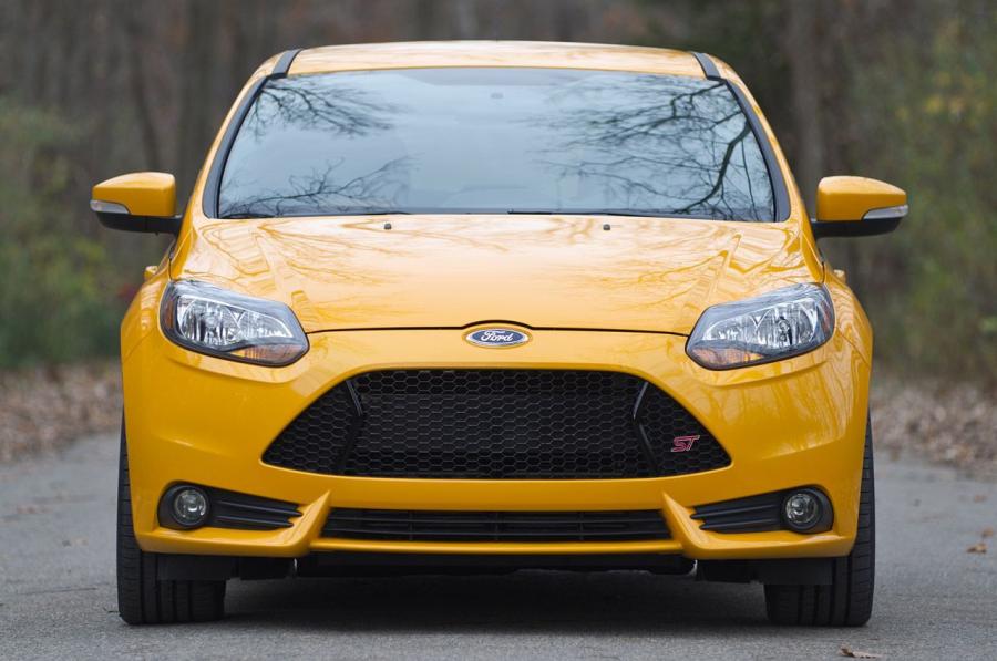  Ford Focus ST 2013 года  (фото 49 из 92)